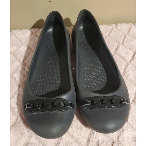 Women's Black Crocs Flats w/ Chain Design to Toe, Size 8 - Picture 2 of 6